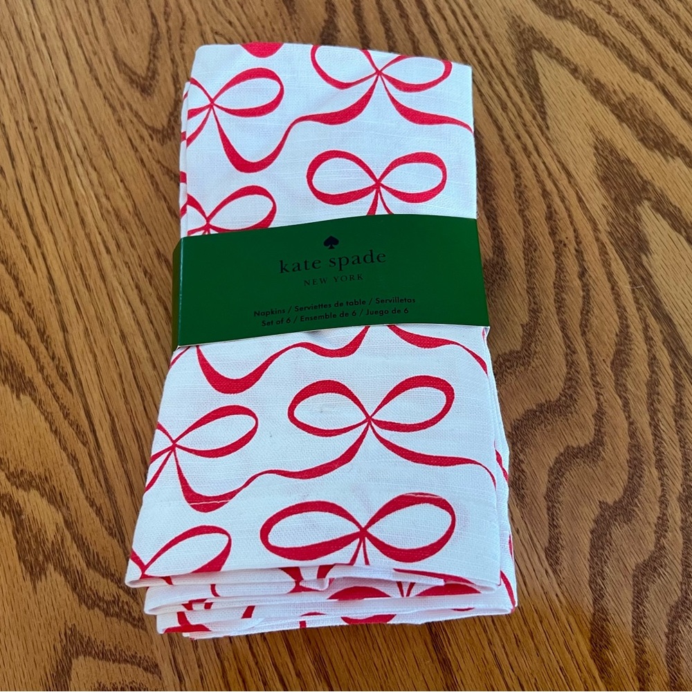 Kate Spade Red Bow Pattern Set of 6 Napkins